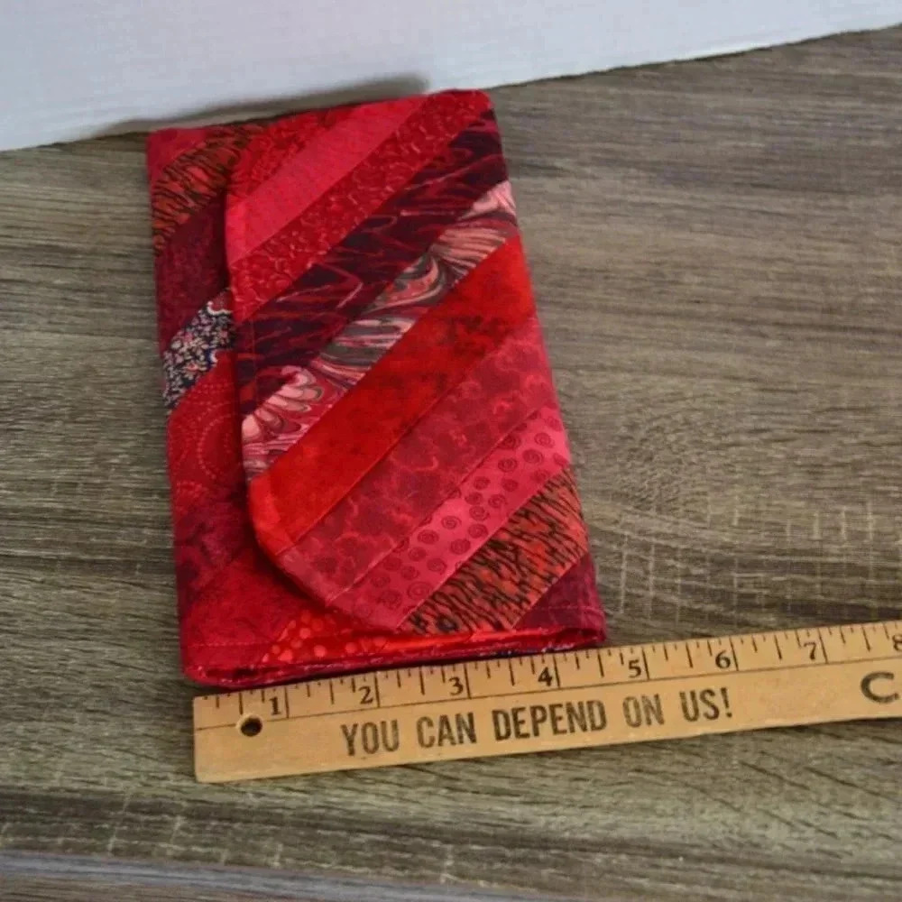 Handmade Quilted Wallet - Picture 6 of 6